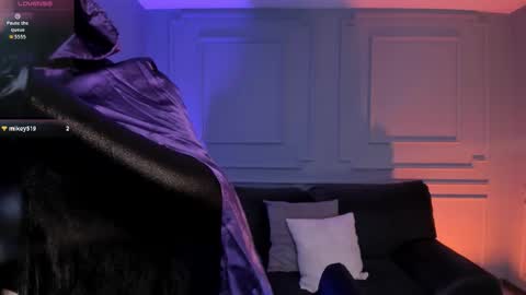 Rossie Rhoades online show from October 31, 9:19 pm