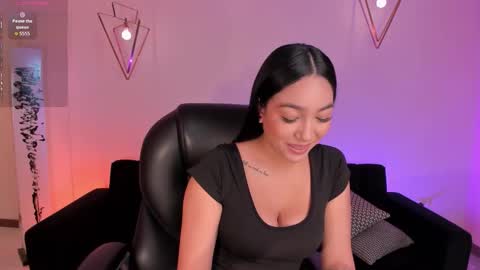 Rossie Rhoades online show from September 25, 1:21 pm