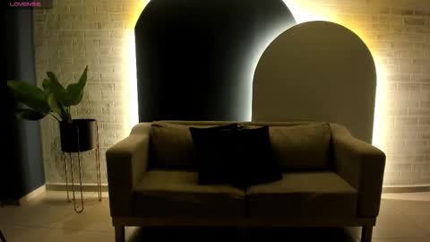 Rossie Rhoades online show from October 20, 7:17 pm