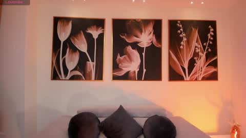 Rossie Rhoades online show from January 8, 12:37 pm