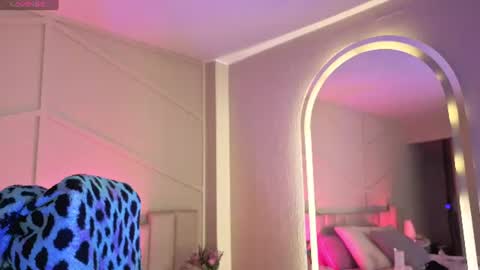rossiie_hunt_ online show from June 27, 1:28 pm