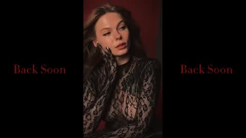 rosy_black_ online show from April 19, 7:05 pm