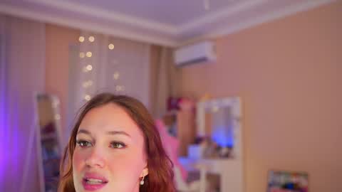 Hi Im Maria Check my Bio  online show from October 22, 2:33 pm