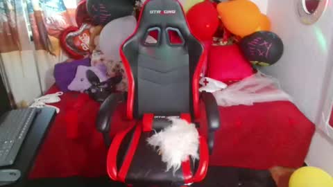 Snapshot of rous_kinky chatting on October 29, 9:50 pm rous_kinky online show from October 29, 9:50 pm