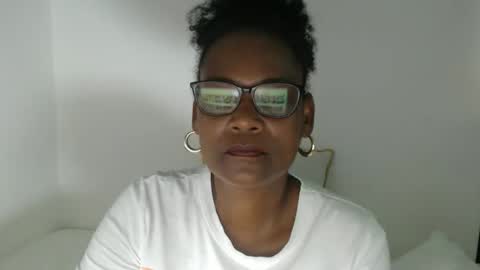 luxa online show from February 10, 12:52 pm