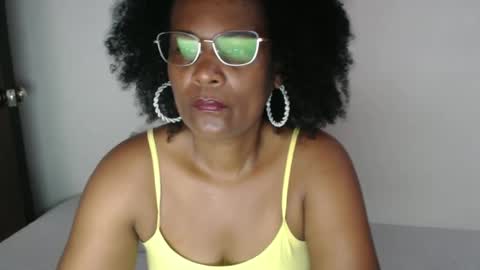 Snapshot of roushlove chatting on January 21, 12:29 pm luxa online show from January 21, 12:29 pm