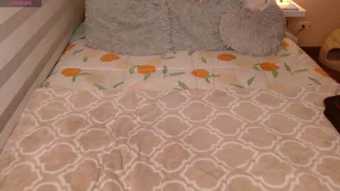 Rouss marie henao  online show from January 24, 1:56 am