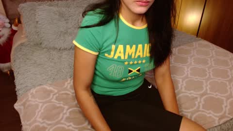 Rouss marie henao  online show from January 6, 12:59 am