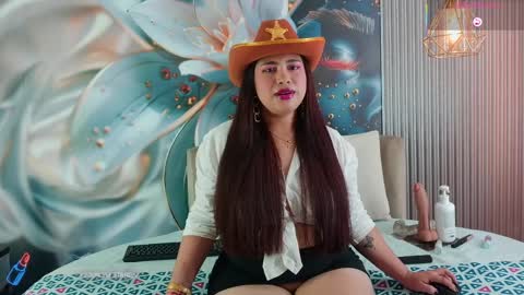 rouxinferno_cr online show from April 8, 3:08 am