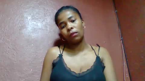 Snapshot of rovaelyah chatting on October 5, 5:12 am rovaelyah online show from October 5, 5:12 am