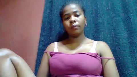 Snapshot of rovaelyah chatting on September 28, 3:35 am rovaelyah online show from September 28, 3:35 am