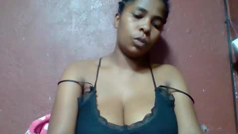 rovaelyah online show from April 19, 8:14 am