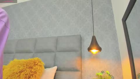 roxan_scoot online show from September 15, 9:06 am