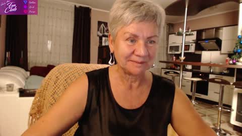 Snapshot of roxana_brooks chatting on January 13, 2:53 pm Roxana online show from January 13, 2:53 pm