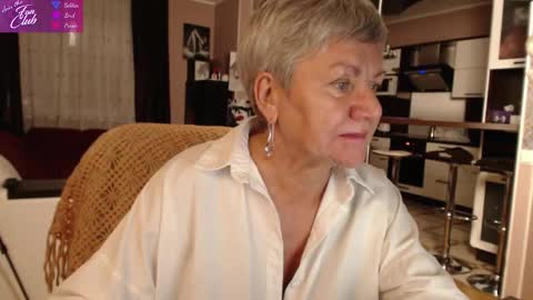 Snapshot of roxana_brooks chatting on January 14, 5:45 pm Roxana online show from January 14, 5:45 pm