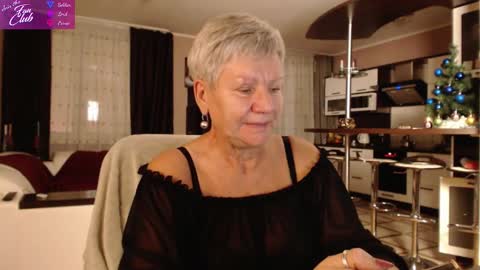 Snapshot of roxana_brooks chatting on December 19, 3:08 pm Roxana online show from December 19, 3:08 pm