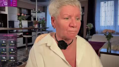 Snapshot of roxana_brooks chatting on February 27, 2:43 pm Roxana online show from February 27, 2:43 pm