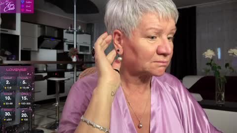 Snapshot of roxana_brooks chatting on January 28, 2:53 pm Roxana online show from January 28, 2:53 pm
