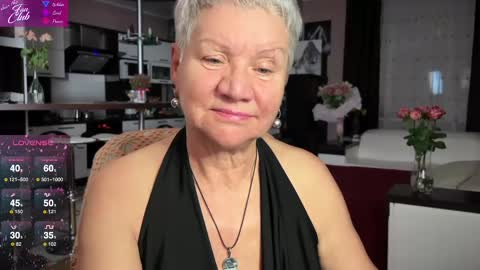 Snapshot of roxana_brooks chatting on February 22, 4:04 pm Roxana online show from February 22, 4:04 pm