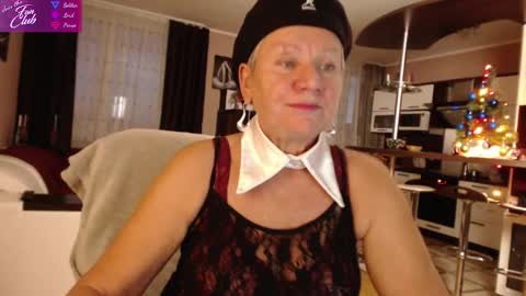 Snapshot of roxana_brooks chatting on December 30, 1:58 pm Roxana online show from December 30, 1:58 pm