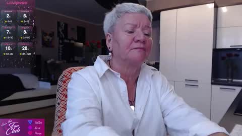 Roxana online show from October 8, 2:54 pm