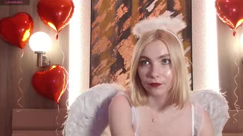 Roxana online show from February 14, 8:10 am