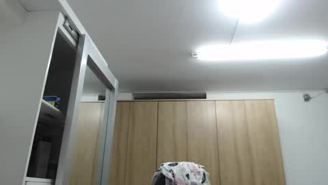 Roxana online show from December 9, 3:07 am