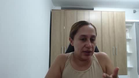 Roxana online show from December 2, 4:47 am