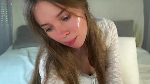 Snapshot of roxannastoo chatting on September 14, 1:47 am roxannastoo online show from September 14, 1:47 am