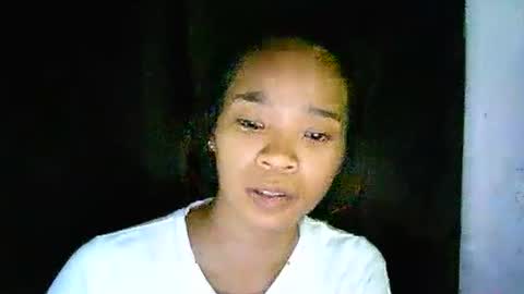 Snapshot of roxanne_98 chatting on January 19, 3:10 pm roxanne_98 online show from January 19, 3:10 pm
