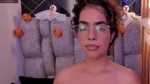 Snapshot of roxanne_dl chatting on October 11, 12:52 pm Roxanna online show from October 11, 12:52 pm