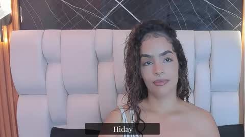 Snapshot of roxanne_dl chatting on September 28, 12:32 pm Roxanna online show from September 28, 12:32 pm