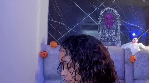 Snapshot of roxanne_dl chatting on October 22, 11:48 am Roxanna online show from October 22, 11:48 am