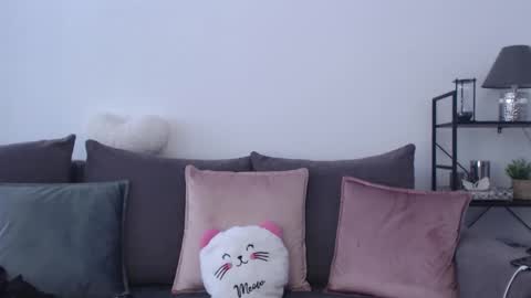 roxanneliss online show from February 21, 2:07 pm