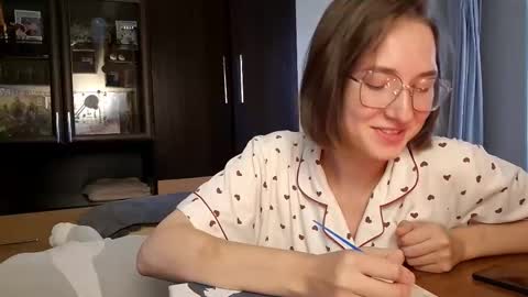 Rose online show from September 27, 11:28 am