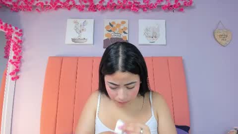 Juliana 3 online show from June 10, 12:48 pm