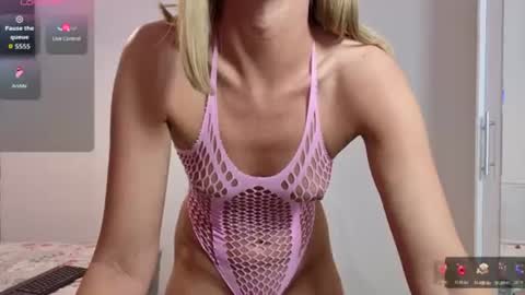 roxanne online show from July 11, 4:29 pm
