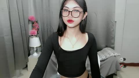 Roxie online show from December 22, 10:36 pm
