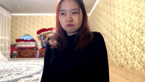 Emma online show from November 22, 7:49 pm