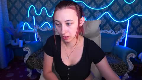 roxy_rayy online show from September 15, 5:16 am