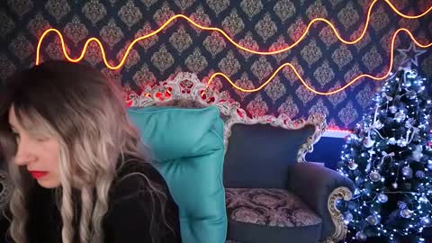 roxy_rayy online show from January 7, 2:08 pm