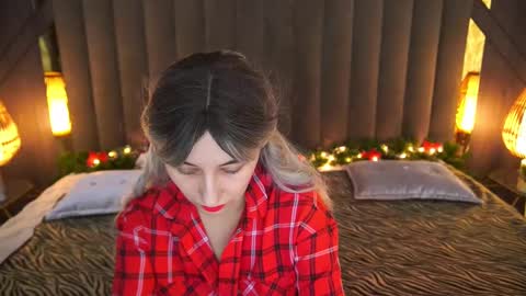roxy_rayy online show from December 29, 1:38 pm
