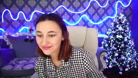 roxy_rayy online show from December 10, 2:50 pm