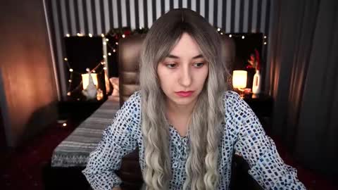 roxy_rayy online show from January 1, 1:59 pm