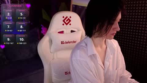 roxy_riot_ online show from September 26, 2:20 am