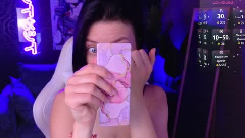 roxy_riot_ online show from April 6, 1:27 am