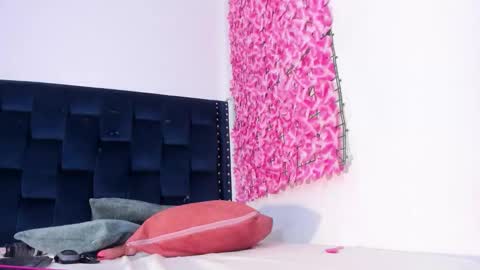 roxy_stone1 online show from October 22, 11:10 pm