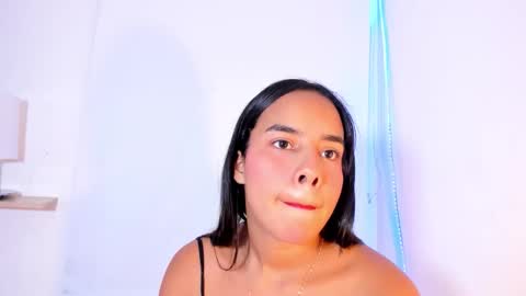 roxy_stone1 online show from January 8, 7:29 pm