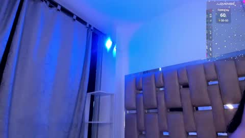 Snapshot of roxylicious_ chatting on March 5, 8:12 pm roxylicious_ online show from March 5, 8:12 pm
