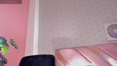 RoxyReignn online show from September 27, 10:39 pm